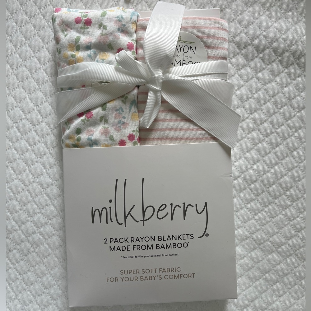 NWT Milkberry Floral and Striped Rayon Blanket Set